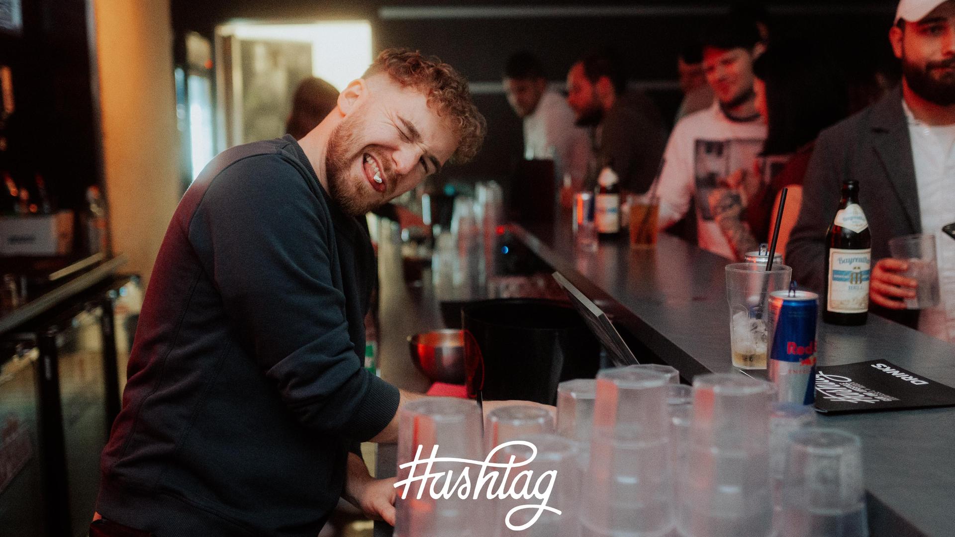 Bei der „Hashtag Saturday”-Partyim Hashtag Weiden sorgte <b>DJ RobVEE</b> für den passenden Sound. (Bild: Sebastian Reiter)