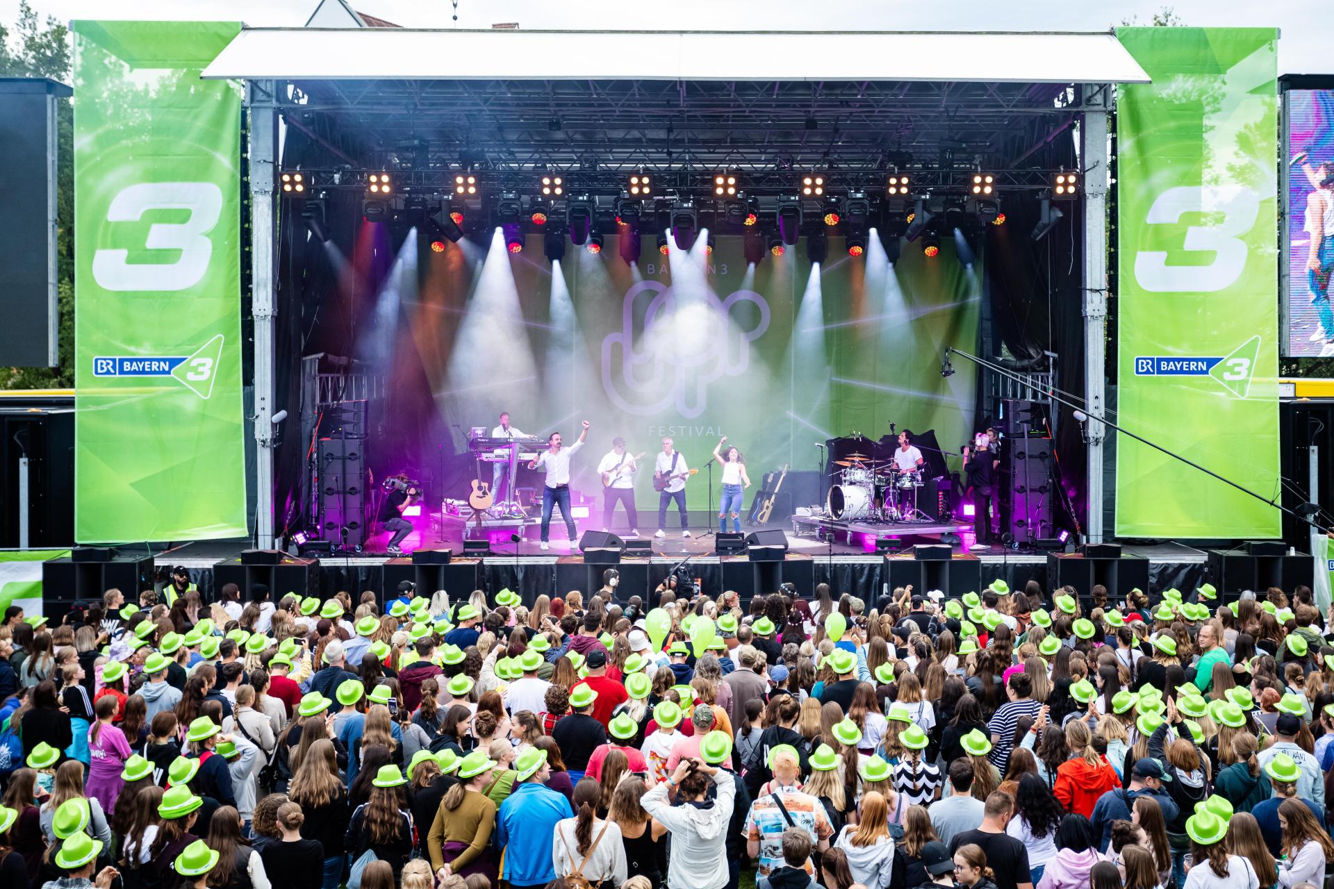 Auch die Bayern-3-Band wird in Marktredwitz für Stimmung sorgen.  (Bild: BR/Hans-Martin Kudlinski/exb)