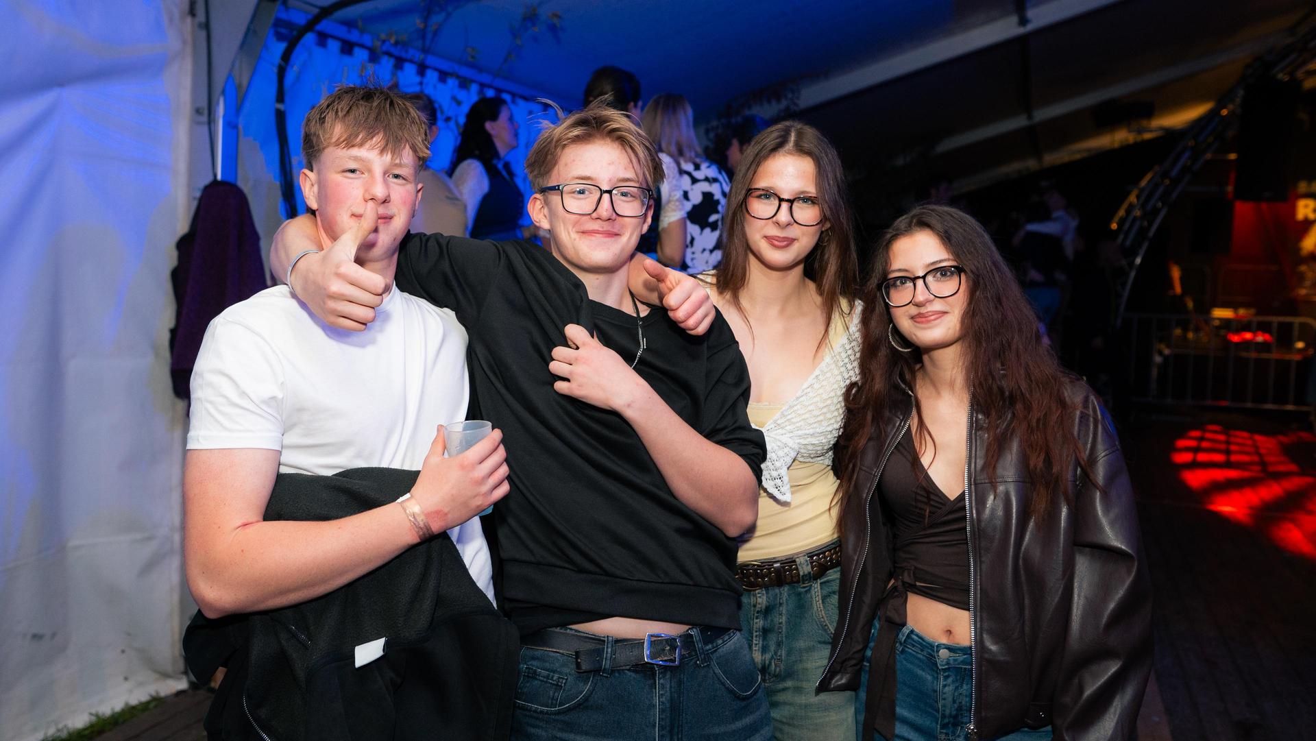 Die Störnsteiner Kirwa am Samstagabend.  (Bild: Hannes Stock)