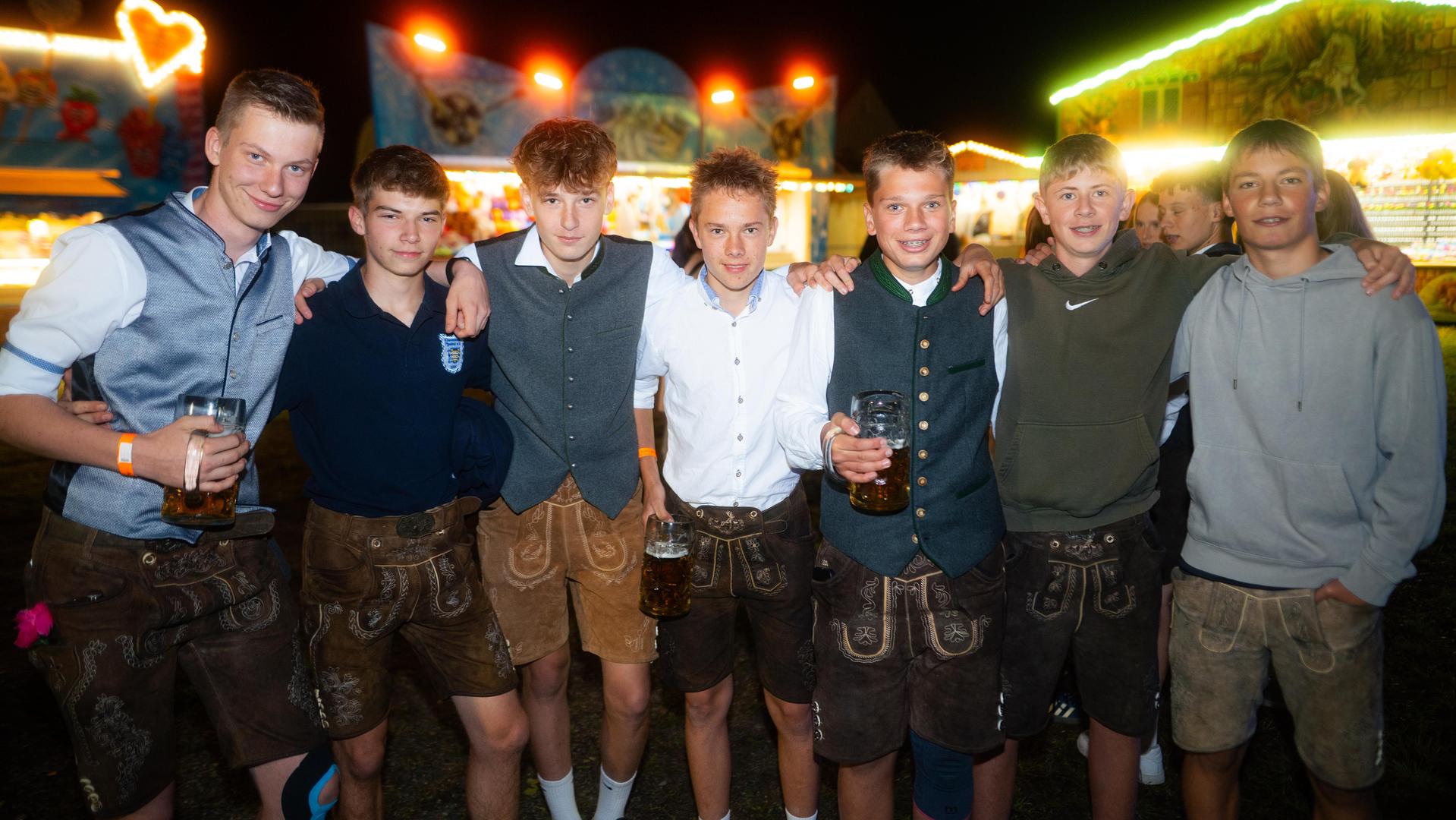 Wernberg feiert Kirwa, die Stoapfälzer Spitzbuam liefern die Musik zum Fest. (Bild: Hannes Stock)