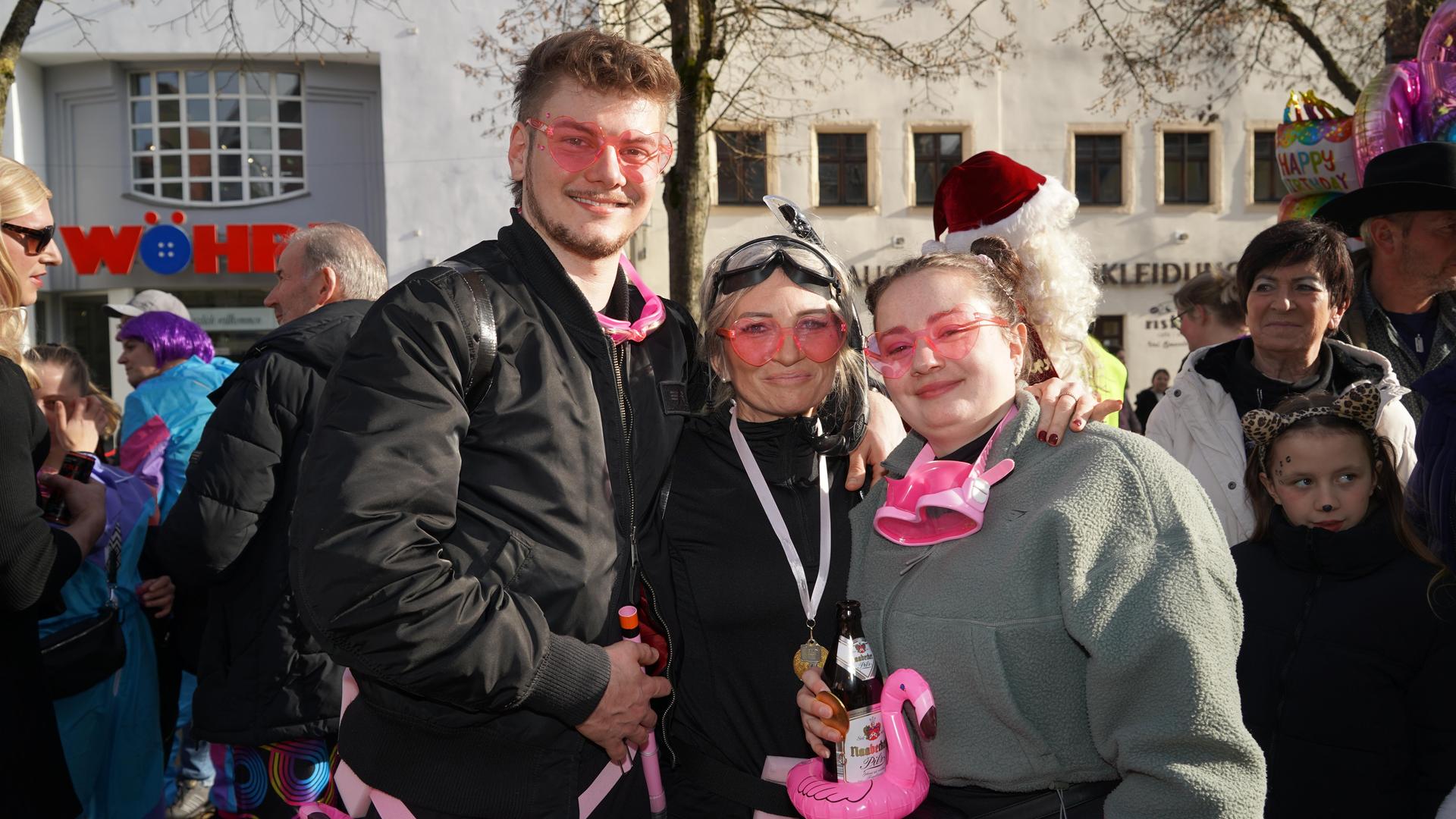 So war der Faschingsdienstag in der Weidener Innenstadt. (Bild: mcl)