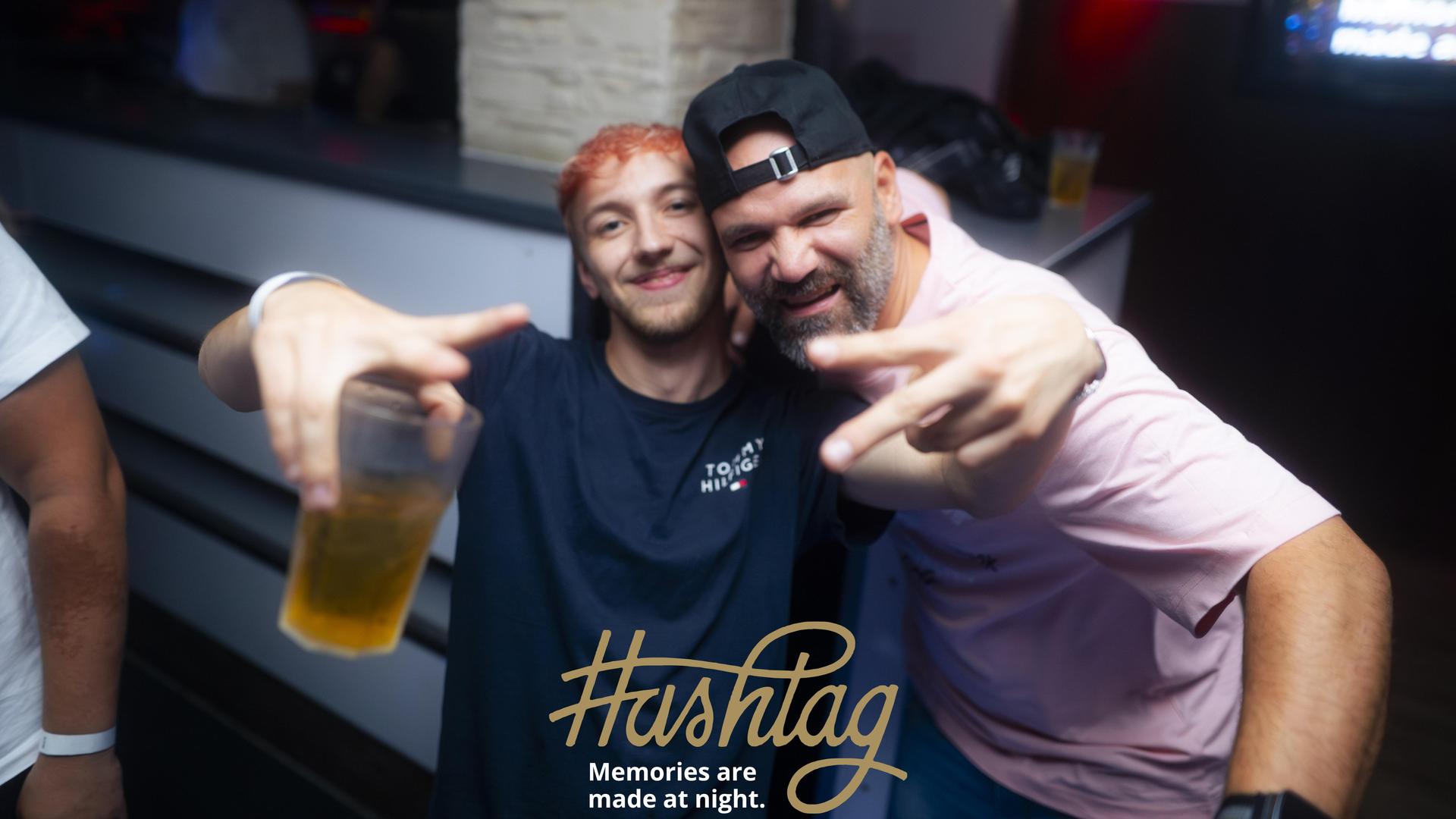 Im Hashtag sorgten am Freitag die Hits der 2000/10er für beste Stimmung. (Bild: Hannes Stock)