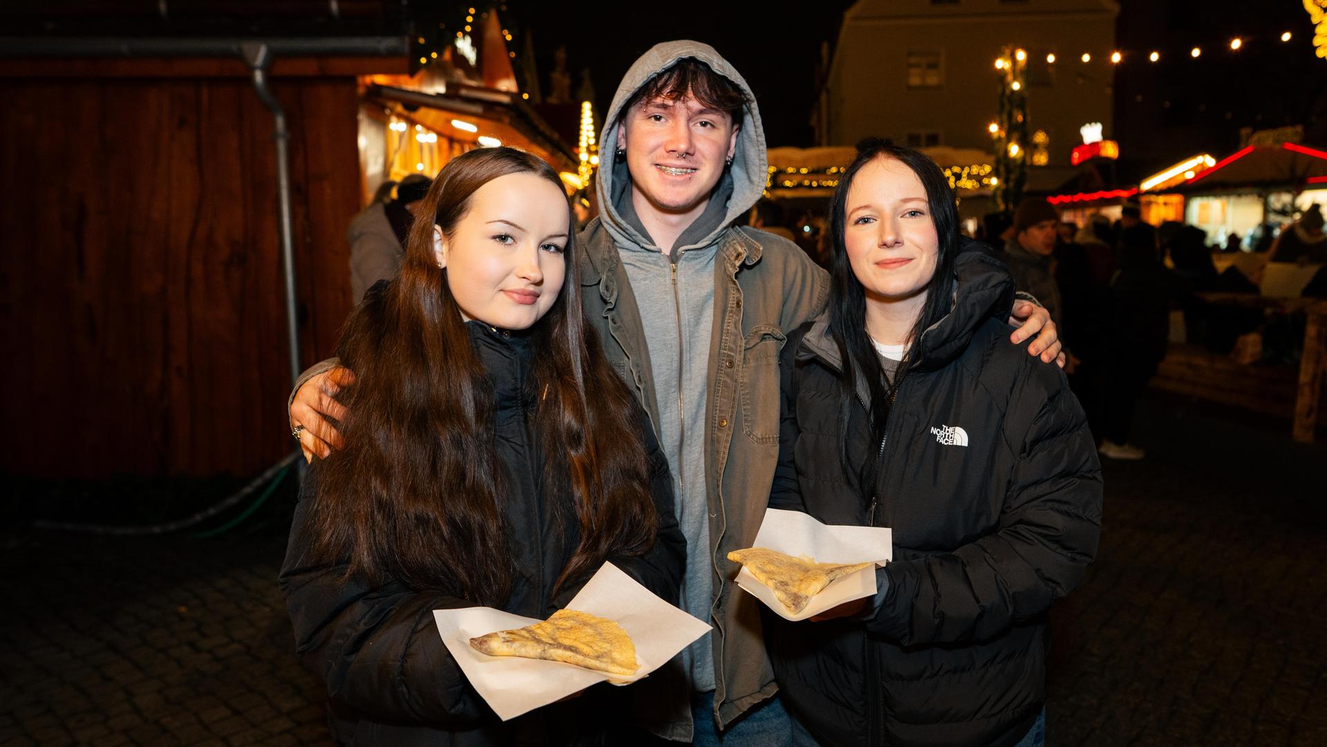 In Weiden war am Samstag auf dem Weihnachtsmarkt einiges los. (Bild: Hannes Stock)